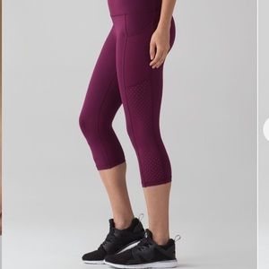 Lululemon Mind Over Miles Crop Leggings
